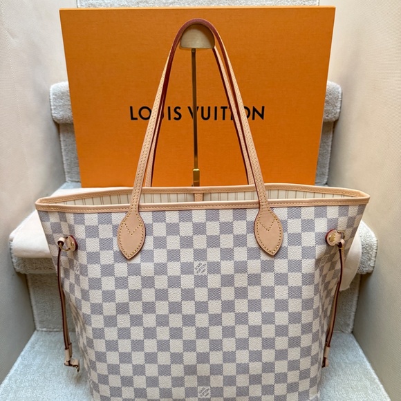 Louis Vuitton Damier Azur Neverfull in MM - Picture 11 of 11